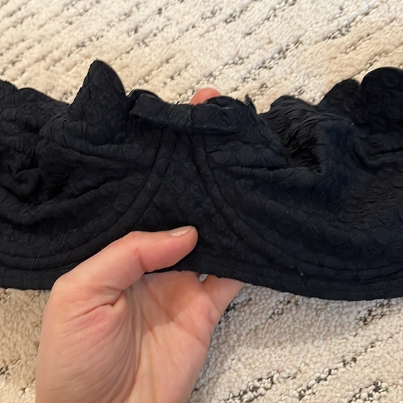 Kate spade black bikini - scalloped look - Picture 4 of 5